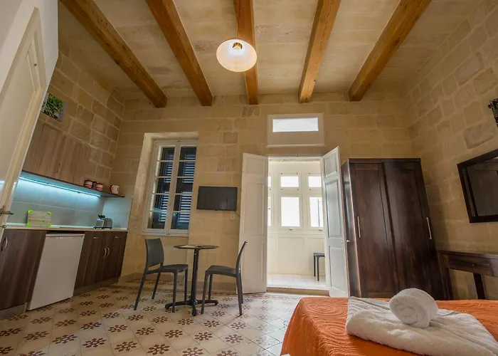 Casa Lapira